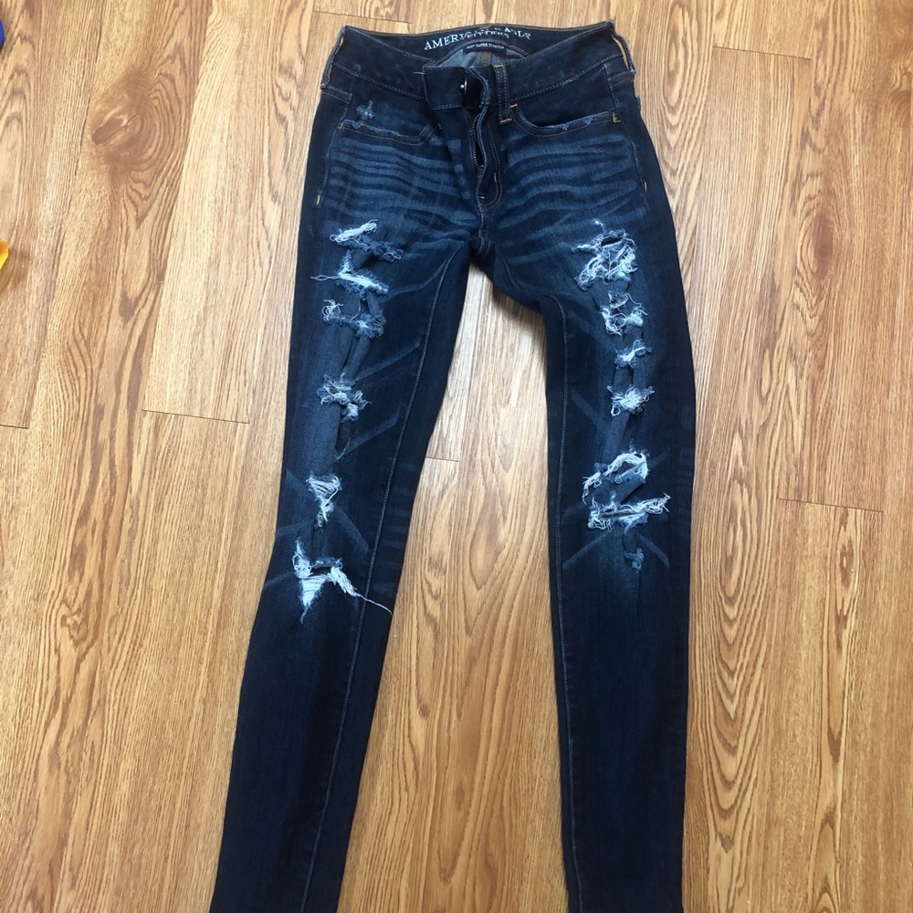 American Eagle ripped jegging
